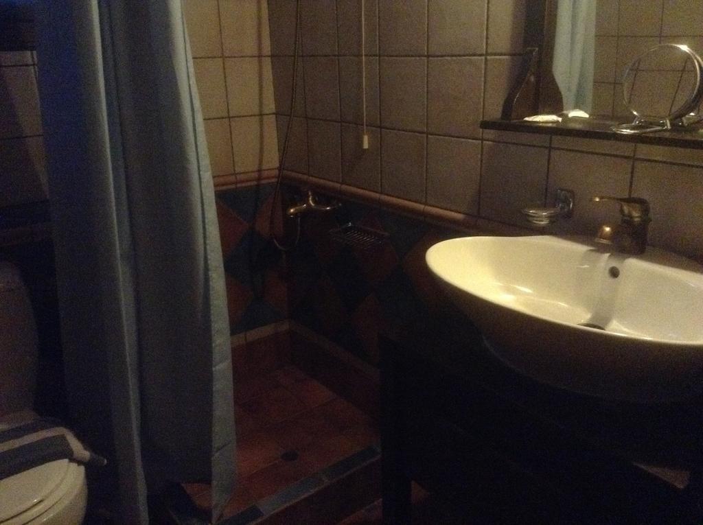 Astrovolia Hotell Kalampáka Eksteriør bilde